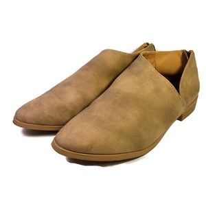 Qupid Camel Faux Suede Cut Out Ankle Booties sz 8.